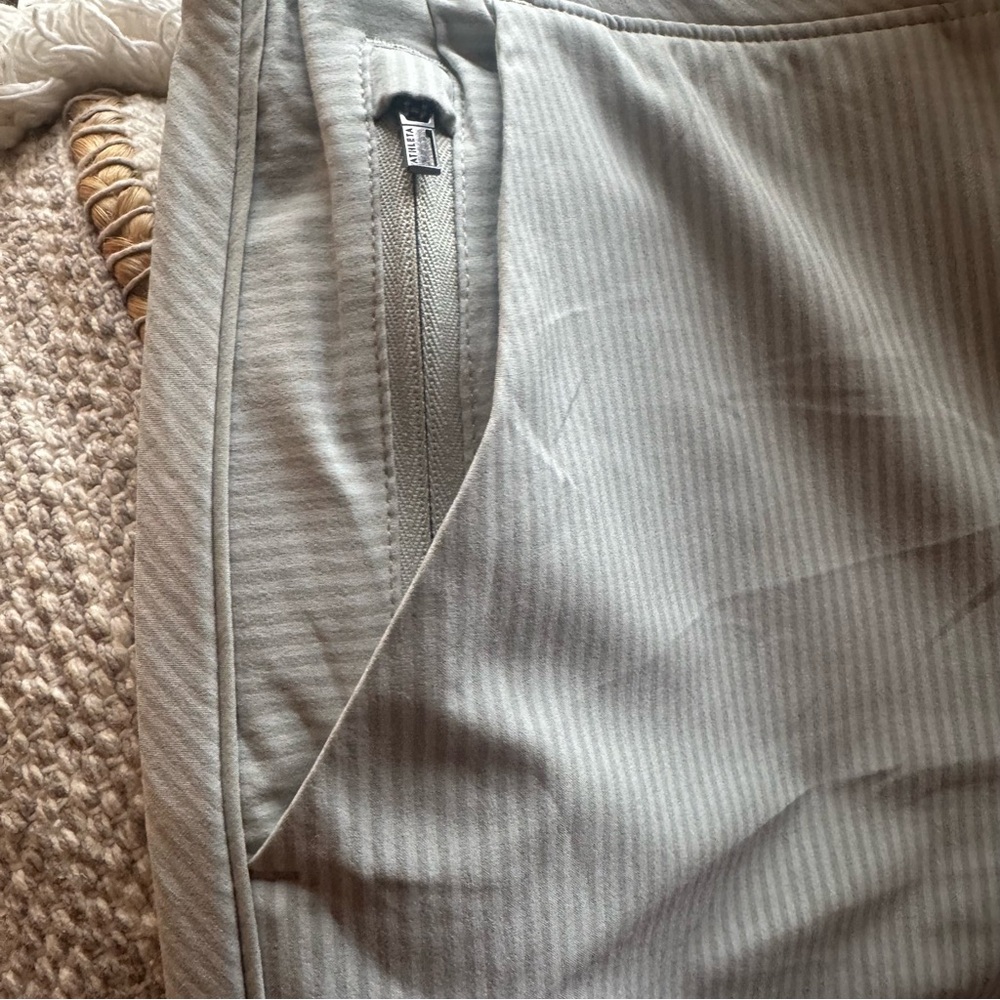 Athleta mint color/striped  joggers for Everyday Comfort. Sz 12. Like new - Picture 2 of 7